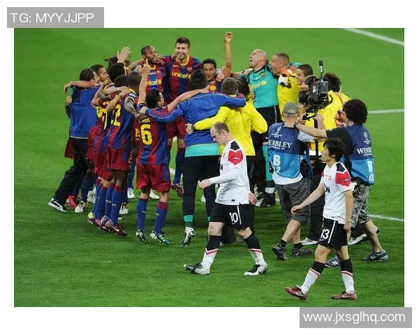 尤为闪耀的足球明星们他们的传奇故事与精彩瞬间